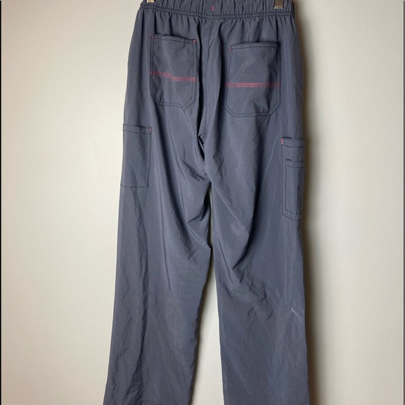 Carhartt scrub pants - Picture 2 of 8
